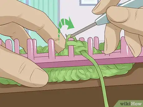 Imagen titulada Knit a Blanket on a Loom Step 17.jpeg