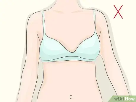 Imagen titulada Keep Bra Straps in Place Step 8