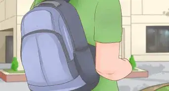 empacar la mochila para tu primer día de escuela