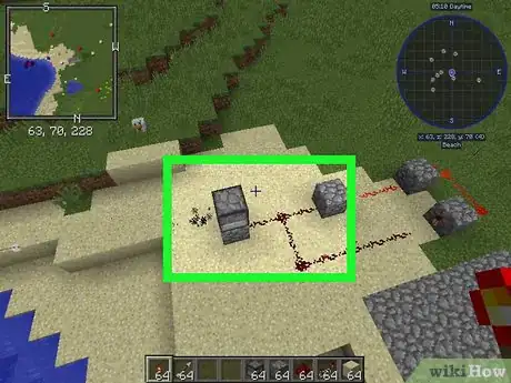 Imagen titulada Make a Redstone Dispenser Loop in Minecraft Step 6