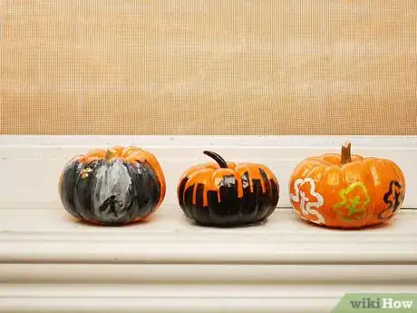 Imagen titulada Paint a Pumpkin Step 10