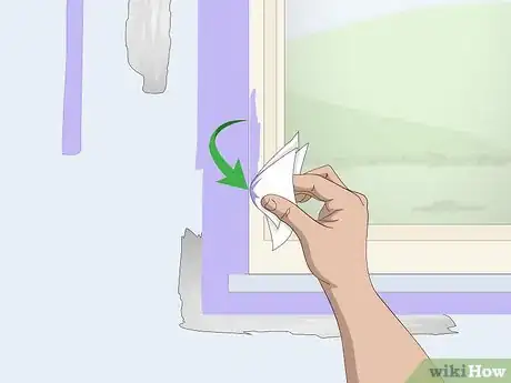 Imagen titulada Create Clean Paint Edges on Interior Walls Step 21