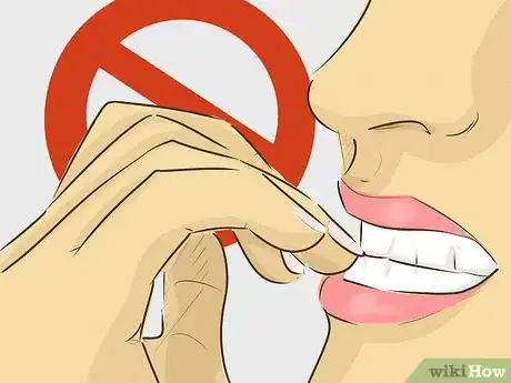 Imagen titulada Stop Nails from Breaking Step 9