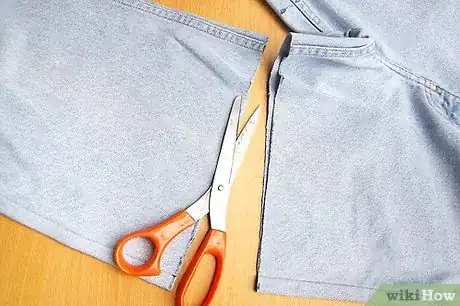 Imagen titulada Make a Whole New Wardrobe by Recycling Your Clothes Step 8
