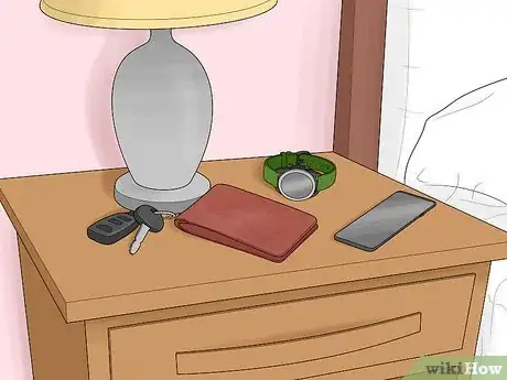 Imagen titulada Stop Losing Your Wallet Step 1