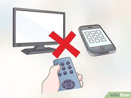 Imagen titulada Have a Successful Family Game Night Step 8