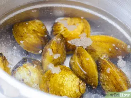 Imagen titulada Make New England Clam Chowder Step 2