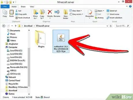 Imagen titulada Run a Successful Minecraft Server Step 1