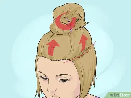Imagen titulada Do Undercut Hair for Women Step 5