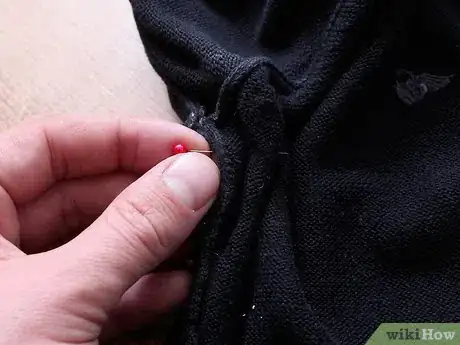 Imagen titulada Shrink a Sweater Step 14