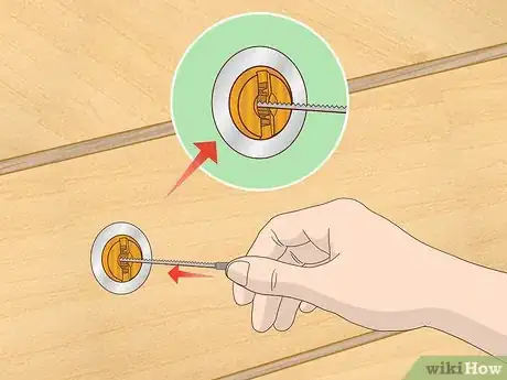 Imagen titulada Remove a Broken Key Step 10