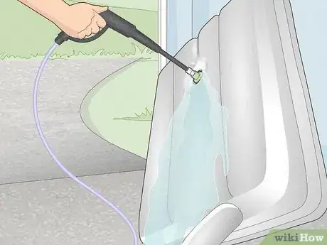 Imagen titulada Clean a Gas Tank Step 12