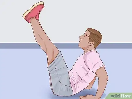 Imagen titulada Do an Elbow Stand Step 9