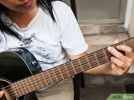 Imagen titulada Write a Song with Guitar Chords Step 7
