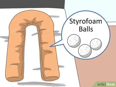 Imagen titulada Use a Pregnancy Pillow Step 11
