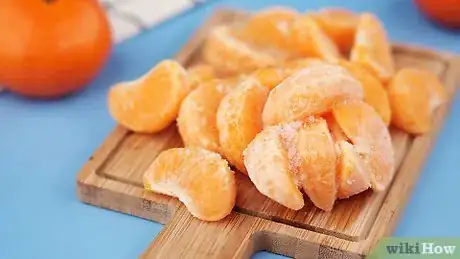 Imagen titulada Freeze Mandarin Oranges Step 3