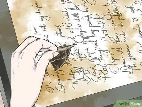 Imagen titulada Age Paper Using Tea Step 7