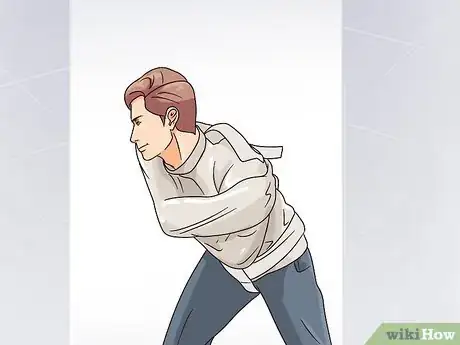 Imagen titulada Escape from a Straitjacket Step 4