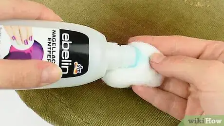 Imagen titulada Remove Acrylic Paint Step 11