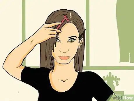 Imagen titulada Get Emo Bangs Step 14