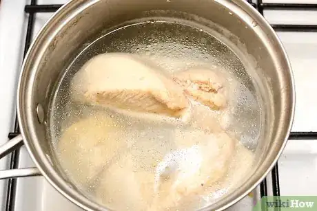 Imagen titulada Make an Easy Chicken Salad Step 7