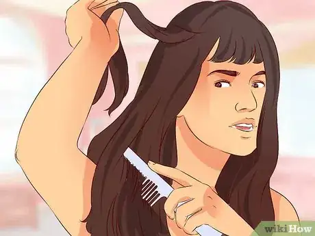 Imagen titulada Take Hair Extensions Out Step 2