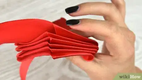 Imagen titulada Make Silk, Satin or Ribbon Roses Step 6