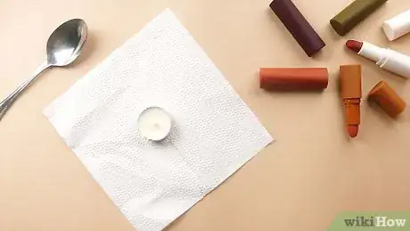 Imagen titulada Repair a Broken Lipstick Step 8