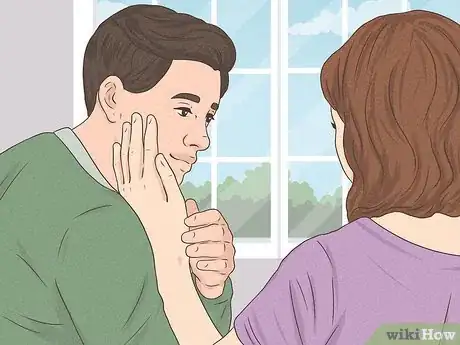 Imagen titulada Get a Girl with Trust Issues to Trust You Step 7