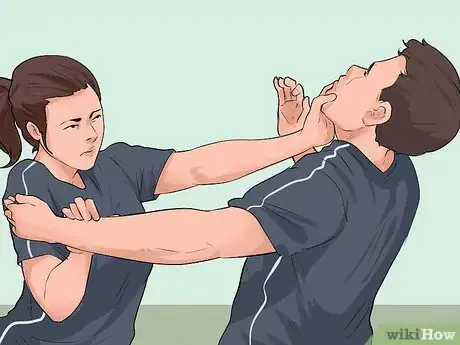 Imagen titulada Win a Fight Against a Bully Step 3