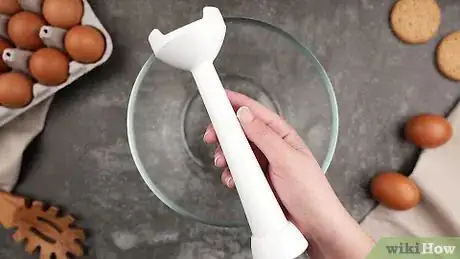 Imagen titulada Whisk Eggs Step 9