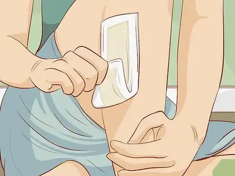 Imagen titulada Apply Wax Strips Step 15