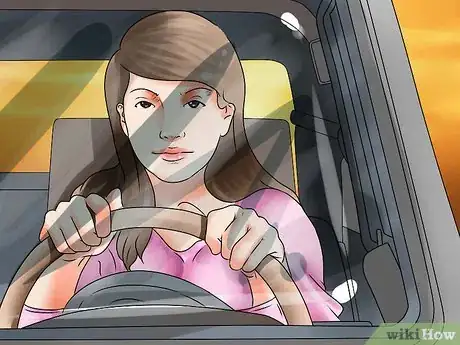 Imagen titulada Cool Yourself in a Car Without Air Conditioning Step 3