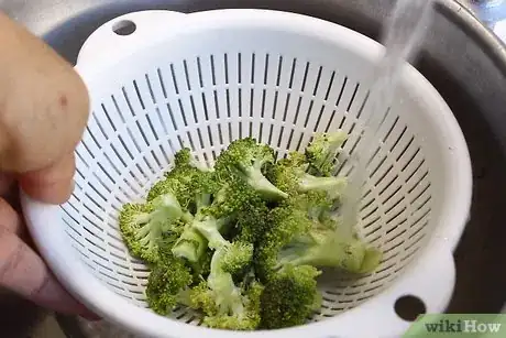 Imagen titulada Cook Tenderstem Broccoli Step 3