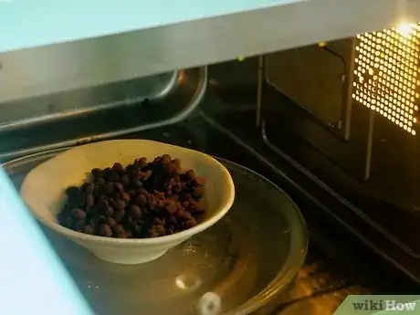 Imagen titulada Make Chocolate Covered Brownie Bites Step 10