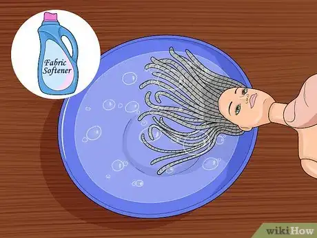 Imagen titulada Fix Doll Hair Step 21