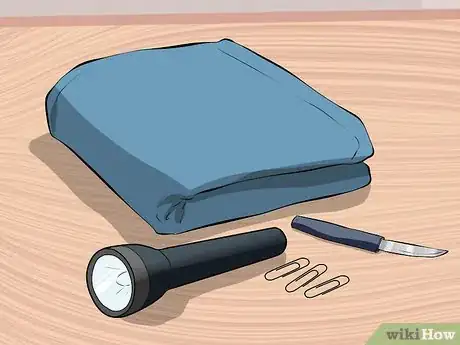 Imagen titulada Figure Out What Your Parents Got You for Christmas Step 24