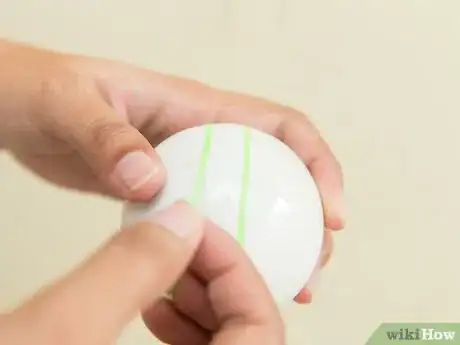 Imagen titulada Make a Pokeball Step 3