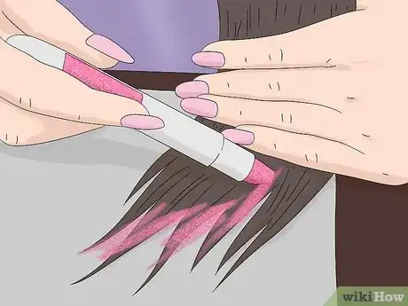 Imagen titulada Add Sparkle to Your Hair Step 2