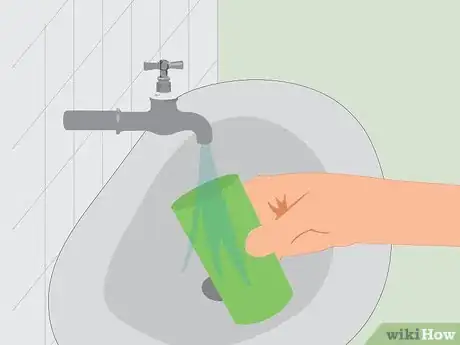 Imagen titulada Sanitize Gym Equipment Step 12
