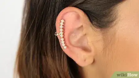 Imagen titulada Wear an Ear Cuff Step 11