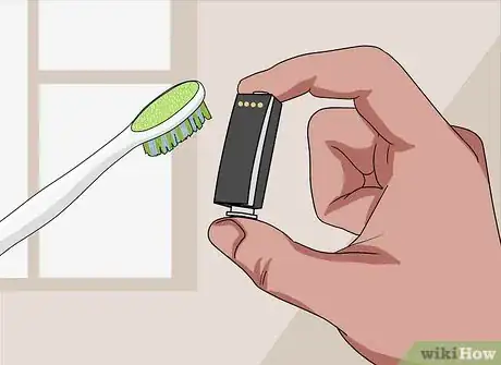 Imagen titulada Clean a Fitbit Step 6