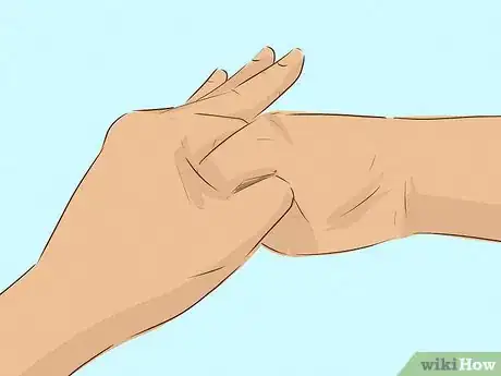 Imagen titulada Practice Kissing Step 2