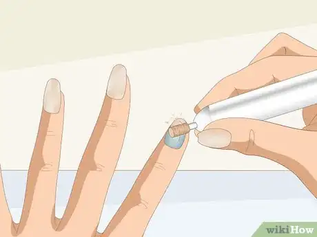 Imagen titulada Remove Gel Nail Extensions Step 3