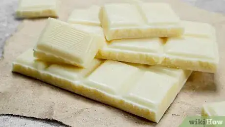 Imagen titulada Dye Chocolate Step 1