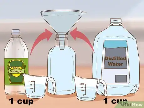 Imagen titulada Clean Laminate Floors Naturally Step 1