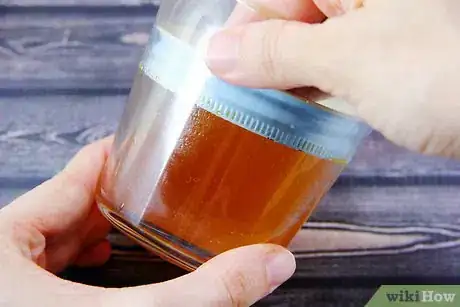 Imagen titulada Make a Suicide Shot (a Mixed Drink) Step 3