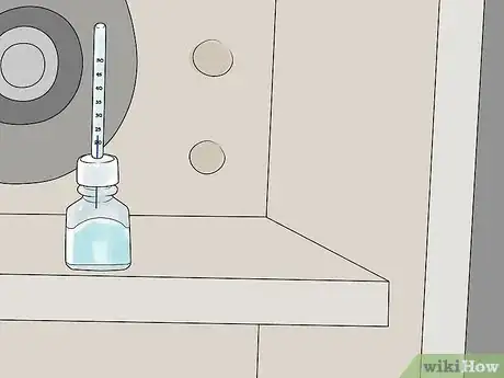 Imagen titulada Hatch Turkey Eggs in an Incubator Step 4