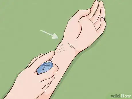 Imagen titulada Apply Perfume Step 8