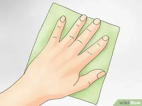 Imagen titulada Remove Permanent Pen from a Whiteboard Step 8